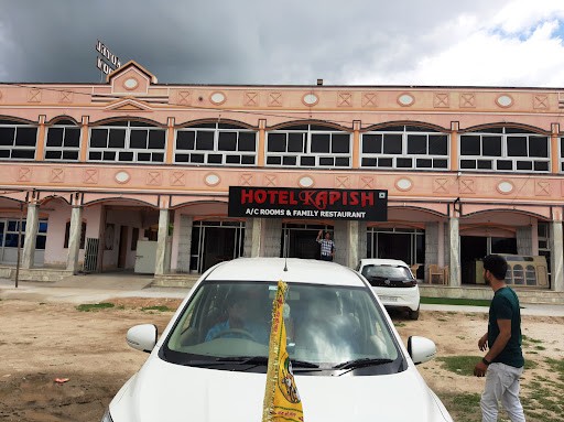 Hotel Kapish Garden Rooms & Restaurant